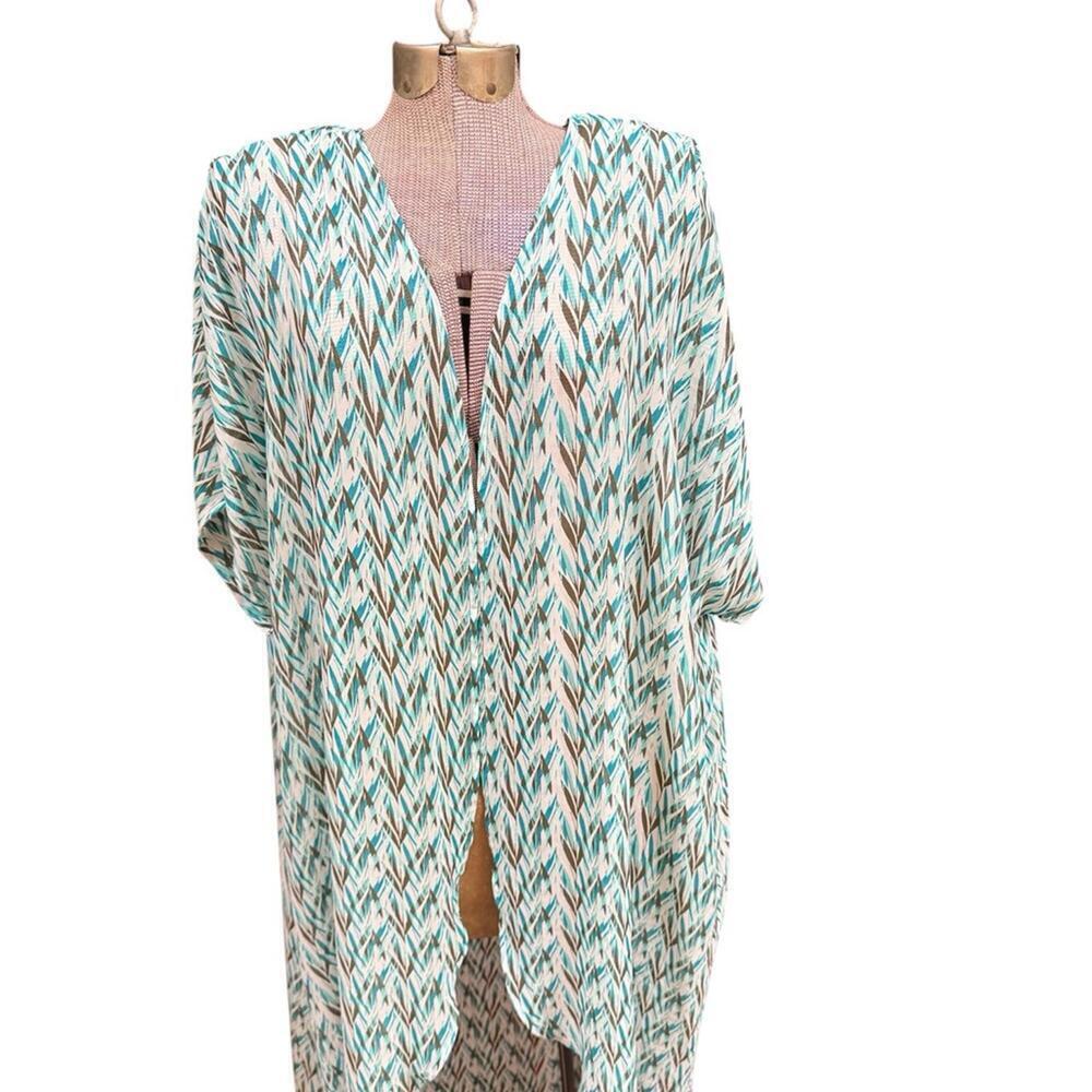 Plus Size Boutique Brand Tailfeather Blue Duster/Coverup
Sz. 2X/3X